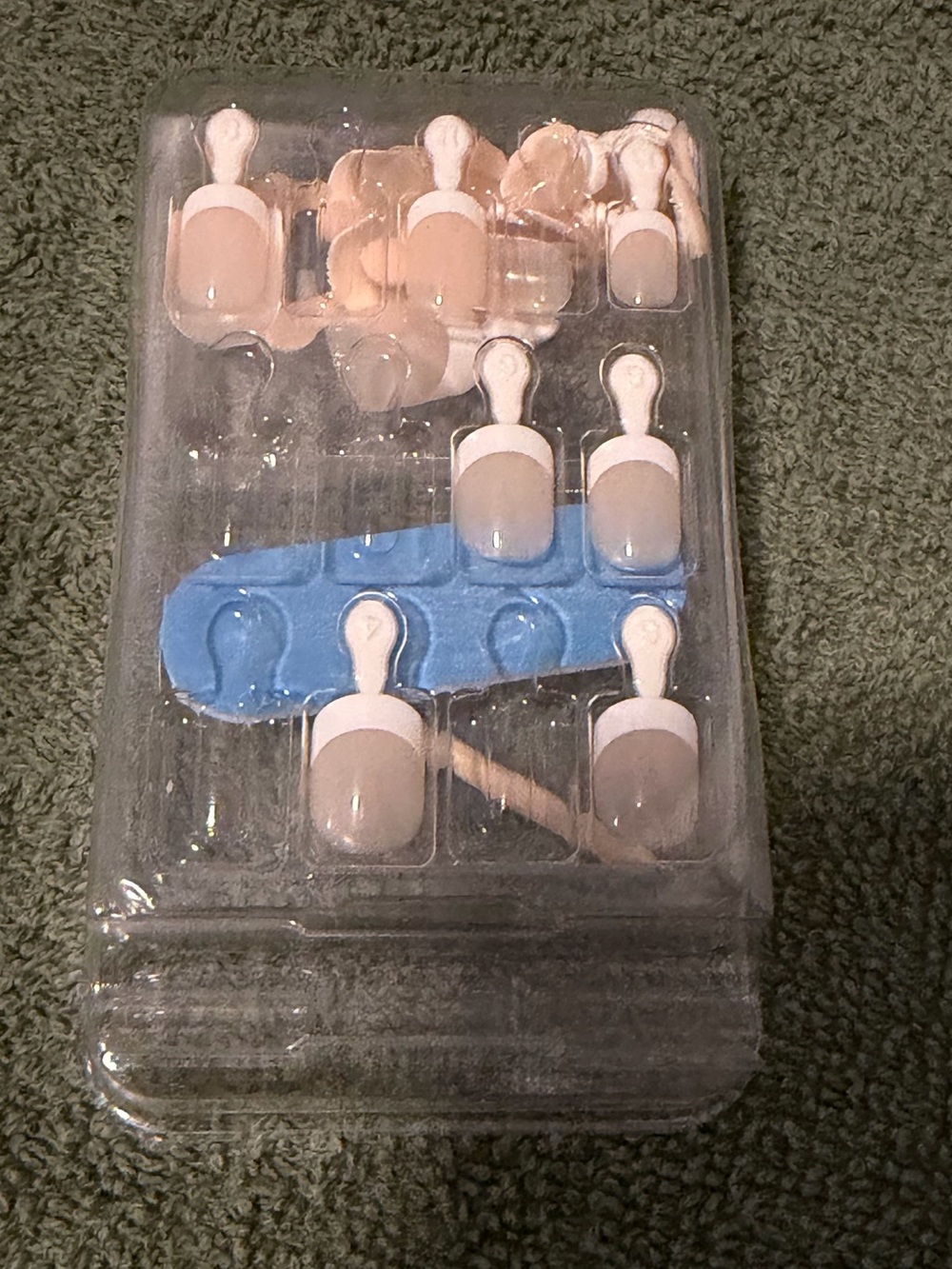 Press French tip Ombre Press-Ons good condition- needs glue